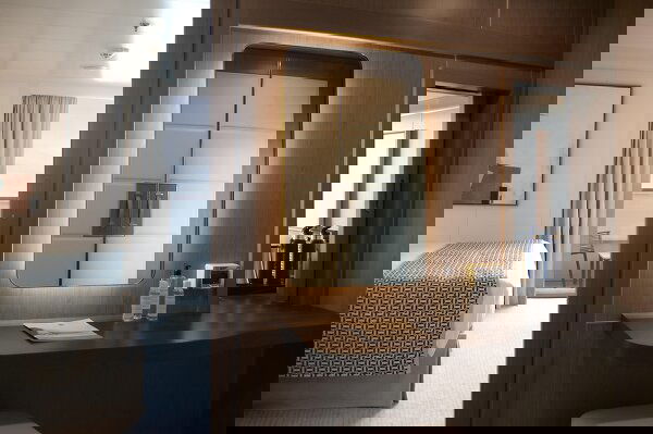 L'Austral Cabin Image