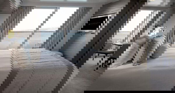 L'Austral Cabin Image