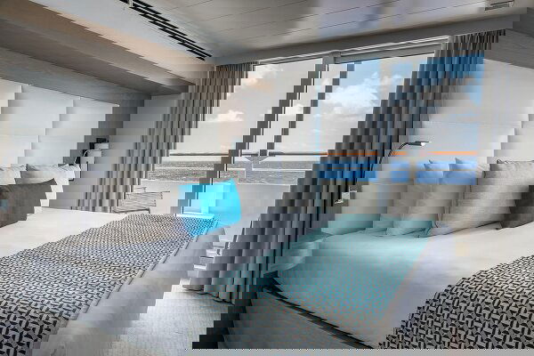 L'Austral Cabin Image