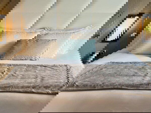 Le Boreal Cabin Image