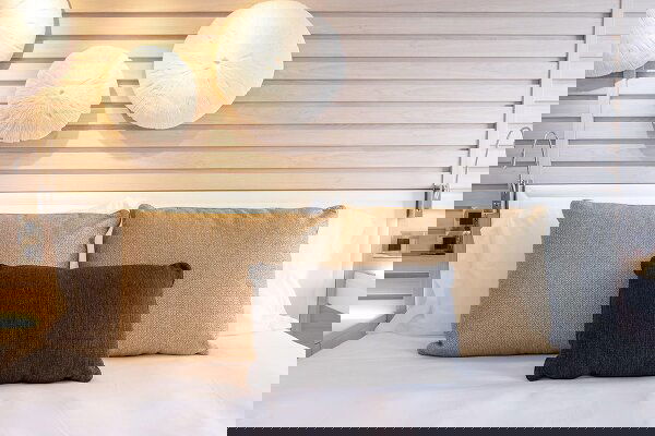 Le Bougainville Cabin Image