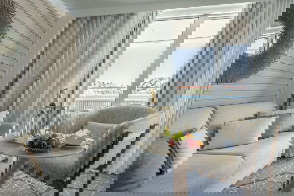 Le Bougainville Cabin Image