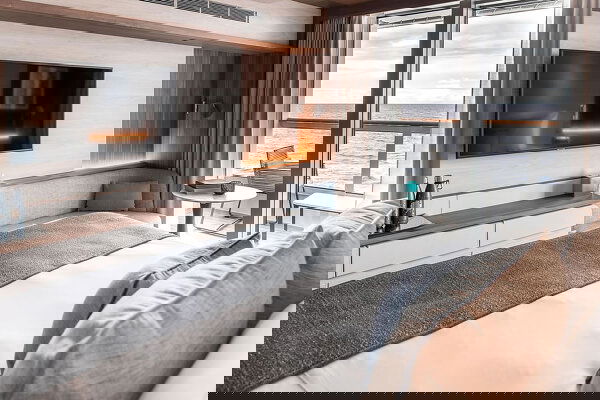 Le Commandant-Charcot Cabin Image