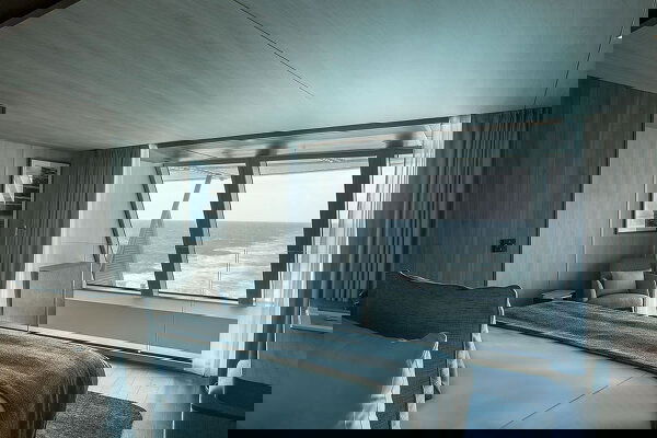 Le Commandant-Charcot Cabin Image