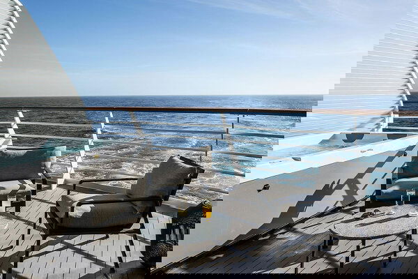 Le Commandant-Charcot Cabin Image