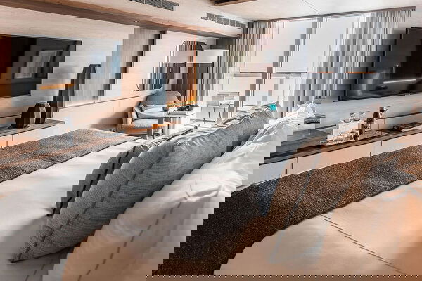 Le Commandant-Charcot Cabin Image