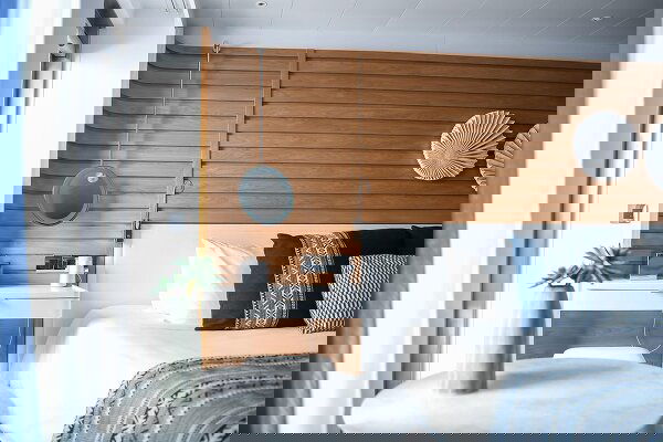 Le Laperouse Cabin Image