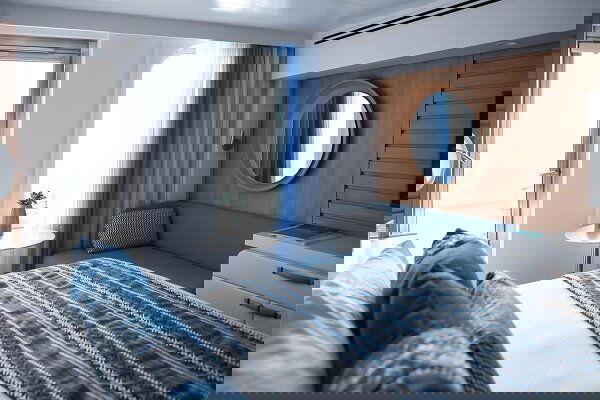 Le Laperouse Cabin Image