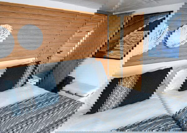 Le Laperouse Cabin Image