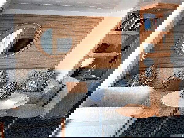 Le Laperouse Cabin Image