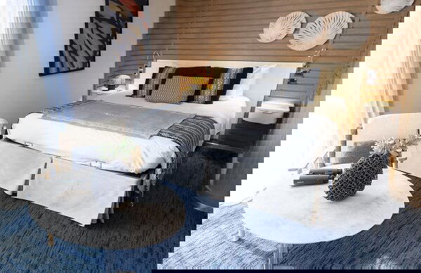 Le Laperouse Cabin Image