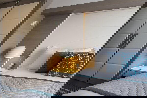 Le Lyrial Cabin Image