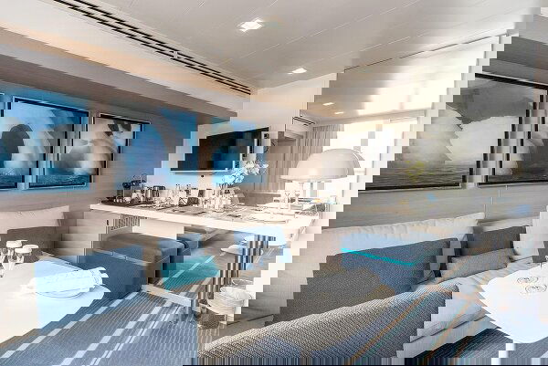 Le Lyrial Cabin Image