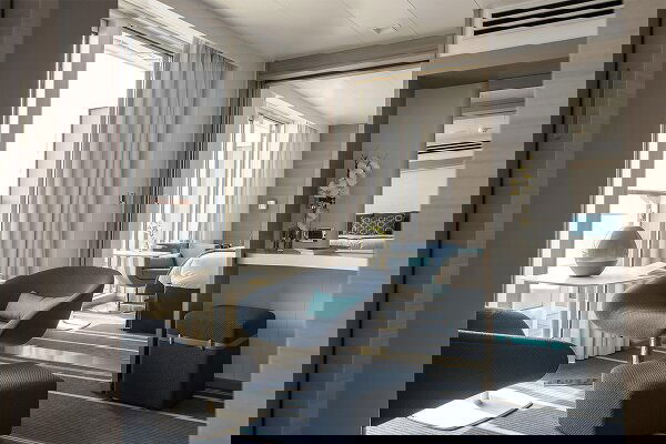 Le Lyrial Cabin Image