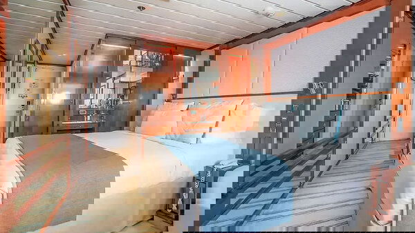 Le Paul Gauguin Cabin Image