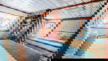 Le Paul Gauguin Porthole Stateroom