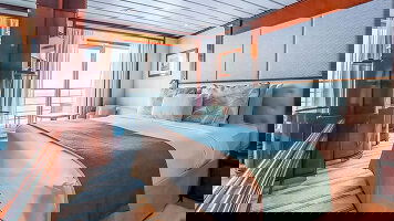 Le Paul Gauguin Balcony Stateroom