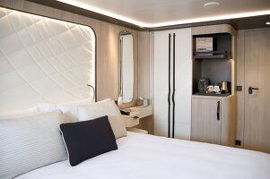 Le Ponant Mistral Prestige Stateroom