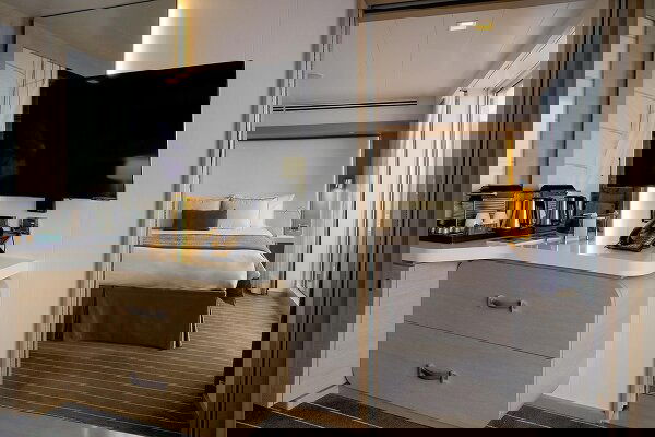 Le Soleal Cabin Image