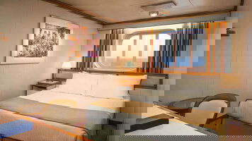 Coral Princess Oceanview Stateroom