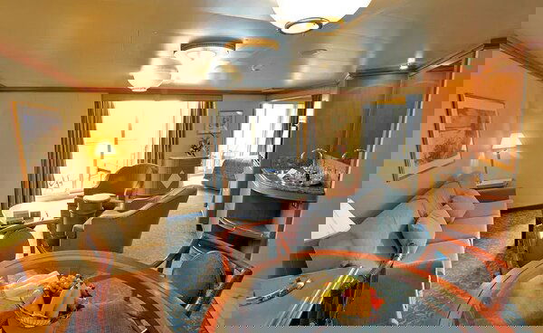 Sapphire Princess Cabin Image