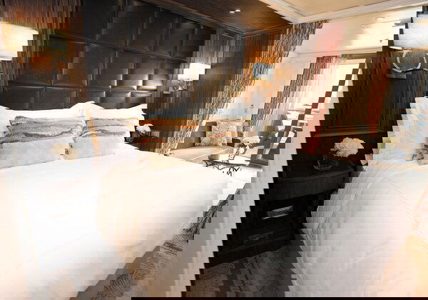 Seven Seas Explorer Cabin Image