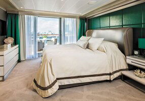 Seven Seas Explorer Grand Suite