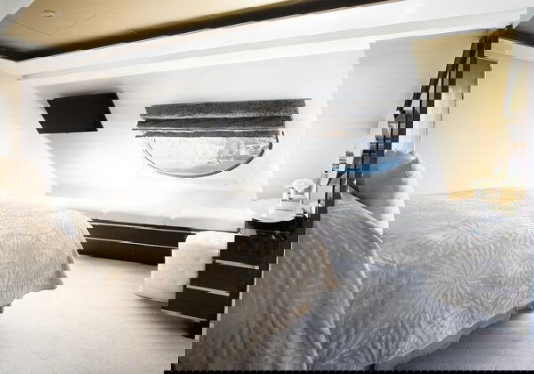 Seven Seas Explorer Cabin Image