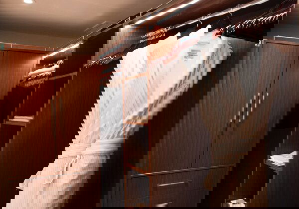 Seven Seas Explorer Cabin Image