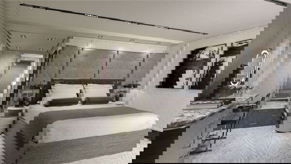 Seven Seas Grandeur Cabin Image