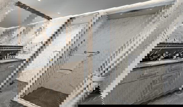 Seven Seas Grandeur Cabin Image