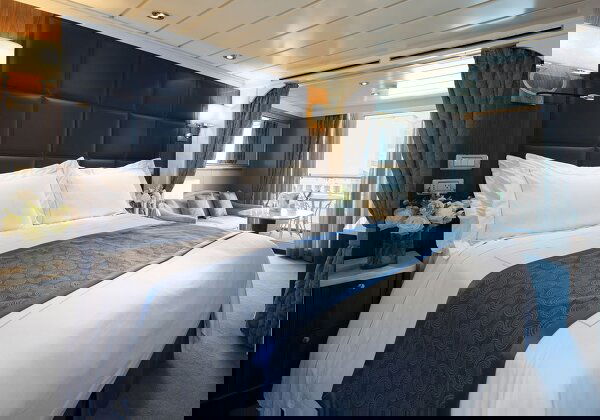 Seven Seas Mariner Cabin Image