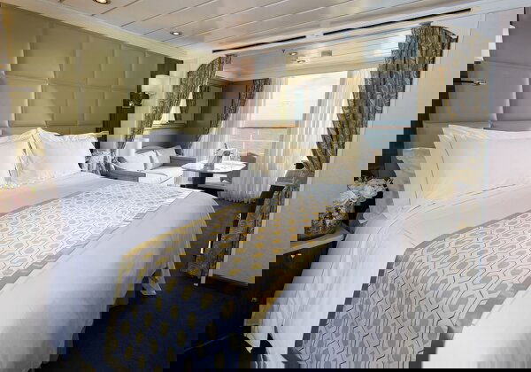 Seven Seas Mariner Cabin Image