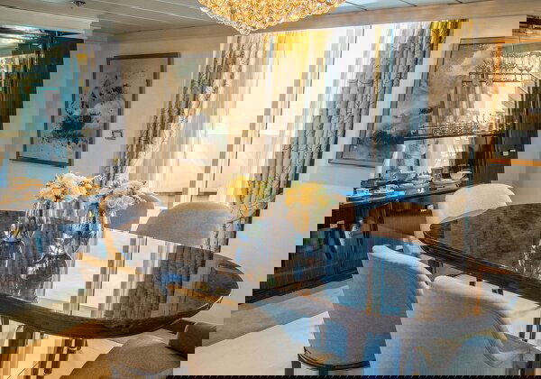 Seven Seas Mariner Cabin Image