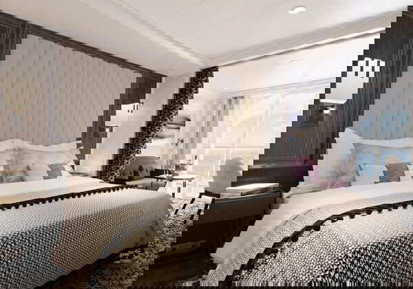 Seven Seas Splendor Cabin Image