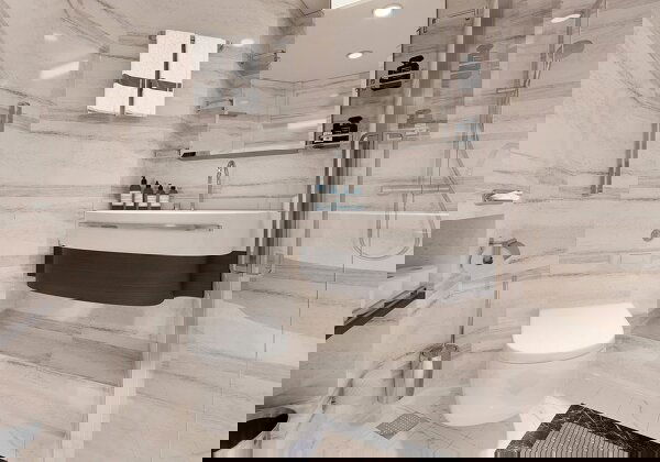 Seven Seas Splendor Cabin Image