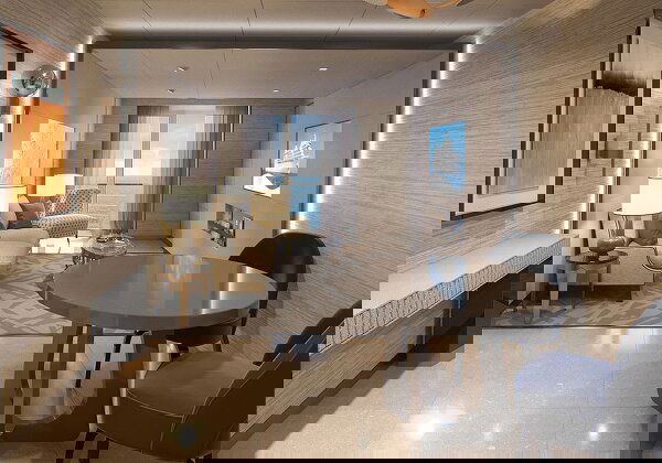 Seven Seas Splendor Cabin Image