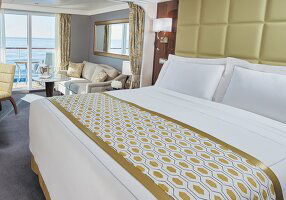 Seven Seas Voyager Concierge Suite