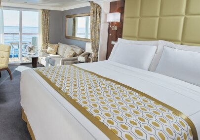 Seven Seas Voyager Concierge Suite