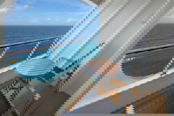 Adventure of the Seas Cabin Image