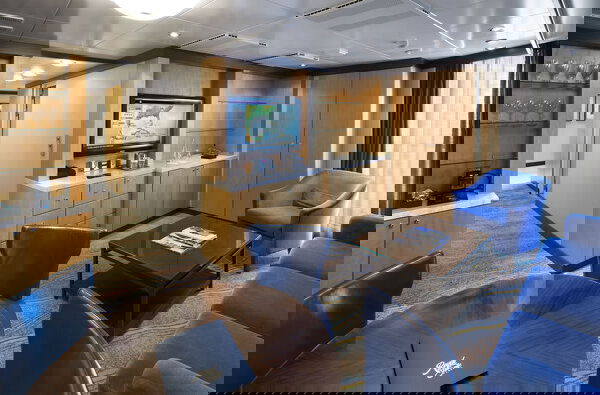 Allure of the Seas Cabin Image