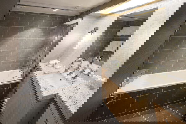 Allure of the Seas Cabin Image