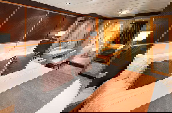 Allure of the Seas Cabin Image