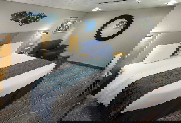 Allure of the Seas Cabin Image