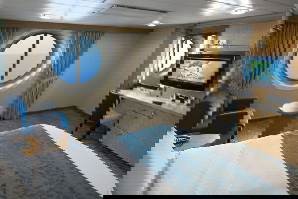 Allure of the Seas Cabin Image