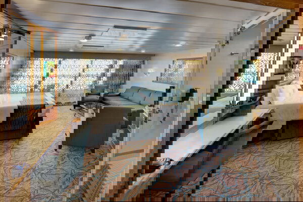 Enchantment of the Seas Cabin Image