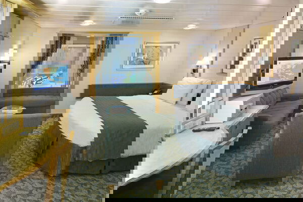 Freedom of the Seas Cabin Image