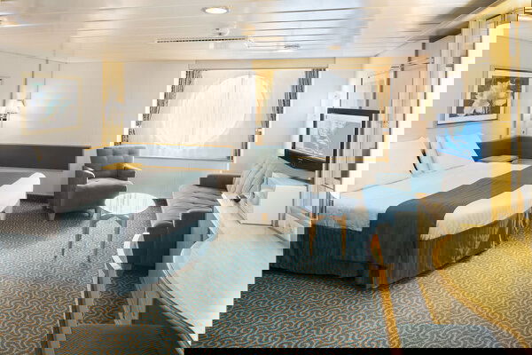 Freedom of the Seas Cabin Image