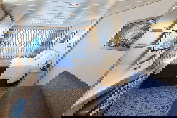 Freedom of the Seas Cabin Image