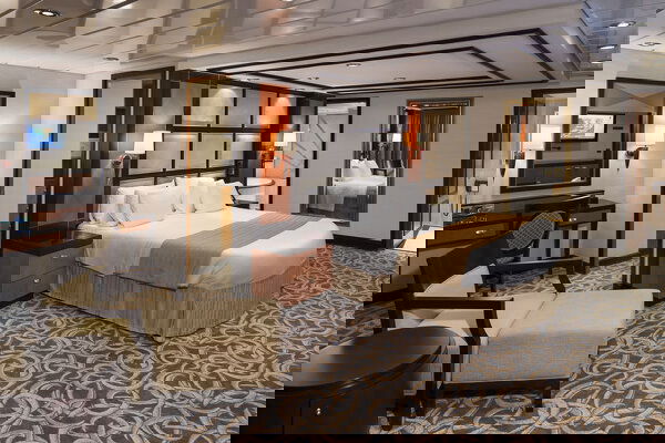 Freedom of the Seas Cabin Image